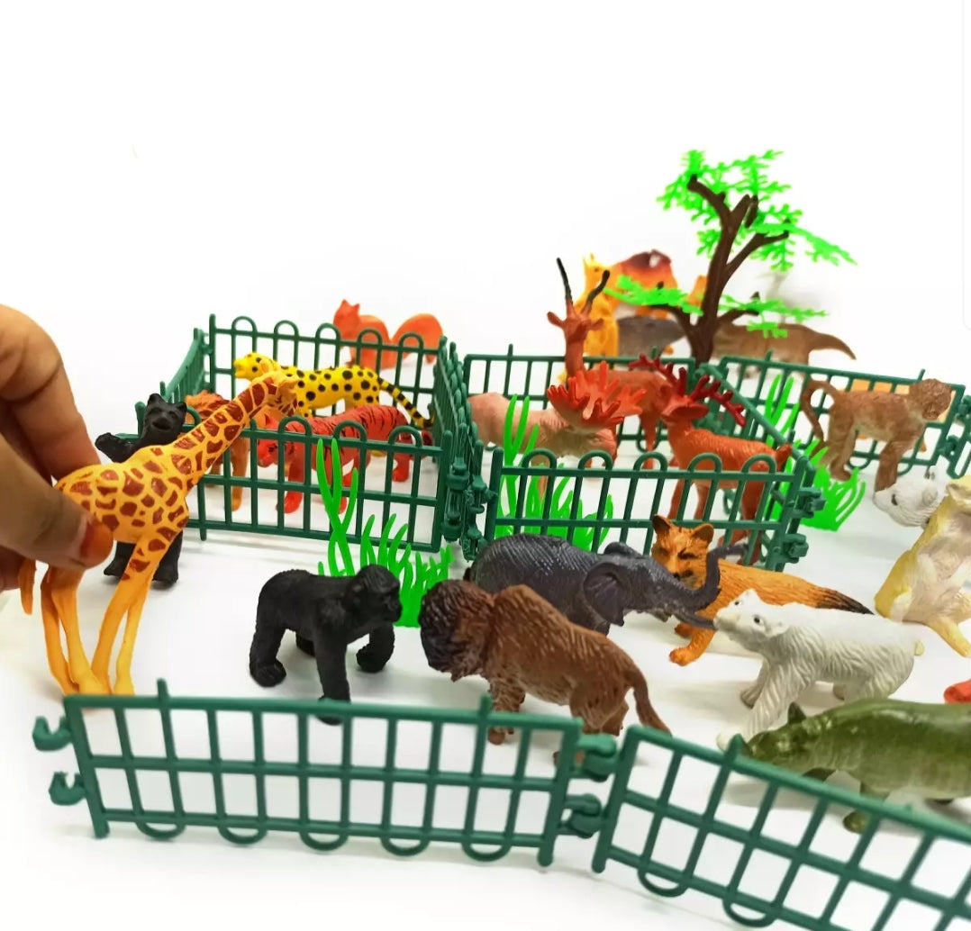 Mini Animal Zoo Safari Playset – 25+ Pieces with Animals, Fences & Tree (Ages 3+)