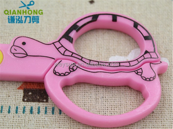 qucoqpe Kawaii Scissors for School Kids, Cute Animal Designs Toddler Safety  Plastic Scissor, Preschool Training Scissors Toddler Craft Scissors